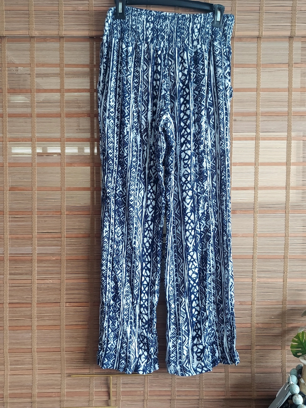 Blue & White Printed Wide-Leg Pants - Women's Comfortable Summer Style